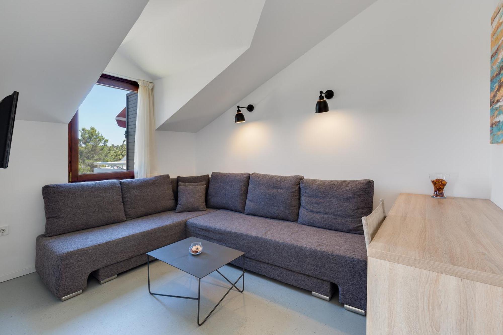 Apartments Jezera Lovisca Экстерьер фото